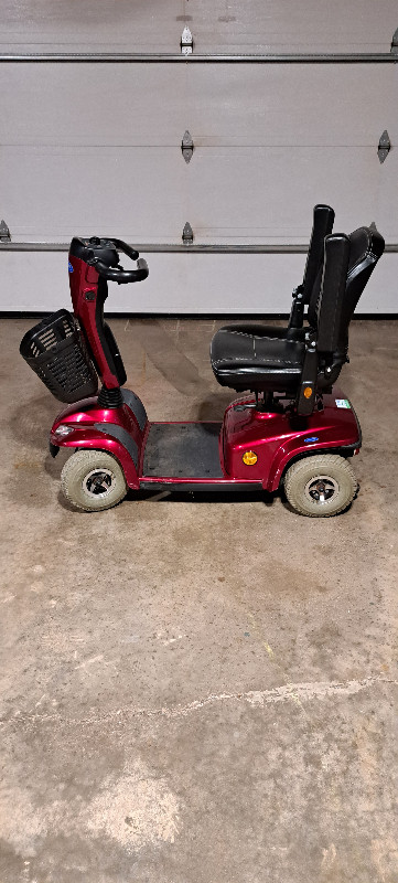 2019 Invacare "Leo" Mobility Scooter in Health & Special Needs in Saint John - Image 4