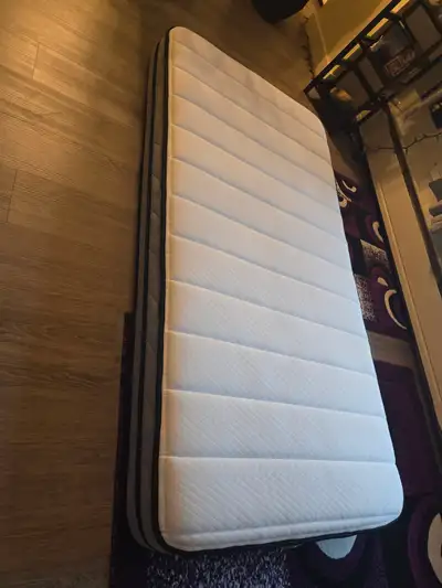 My kids have outgrown their bunk bed and i need it gone. 170.00 is my final offer Its in great condt...