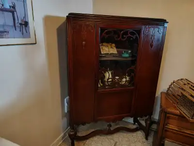 Meuble buffet antique, View more