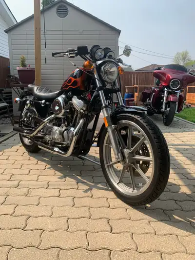 Selling my 1987 Harley Davidson Sportster 1200 many upgrades and new parts on bike. Includes: - thun...