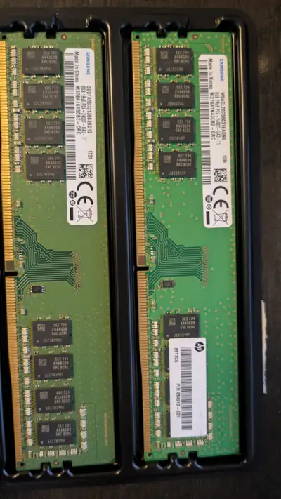 Samsung M378A1K43CB2-CRC – 8 GB DRAM Memory x 2, View more