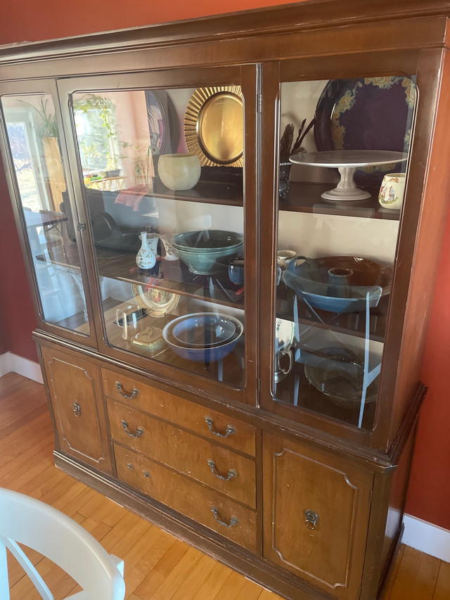 China cabinet in Hutches & Display Cabinets in Kingston