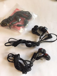 lot of 3  Headset Earphones Earbuds for Cell Phone