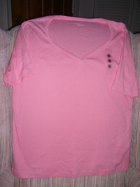 Peach Northern Reflections V-Neck Petite T-Shirt, Size large