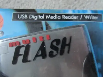 USB digital media reader/writer Multi Flash ACOM Data 6 Media Brand new. Still in package