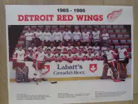 1985-86-DETROIT RED WINGS-Labatt's Blue Team Color Poster.