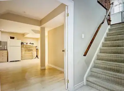 2-Bedroom Basement Apartment in Newmarket-Utilities Included