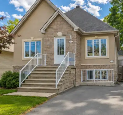Charming 3-Bedroom Unit in a French Country-Style Duplex – Labrosse Area, Gatineau Welcome to this b...