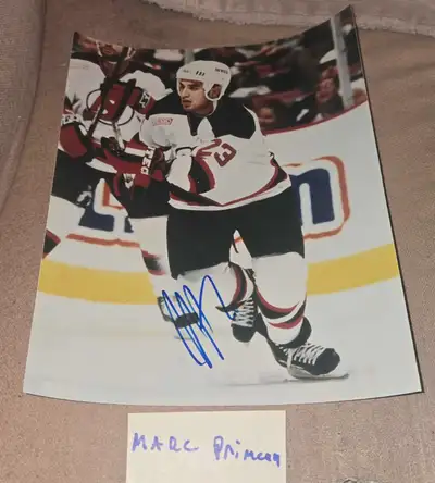 Scott Gomez signed 8x10 photo Devils Hockey / Photo 8x10 signée, View more