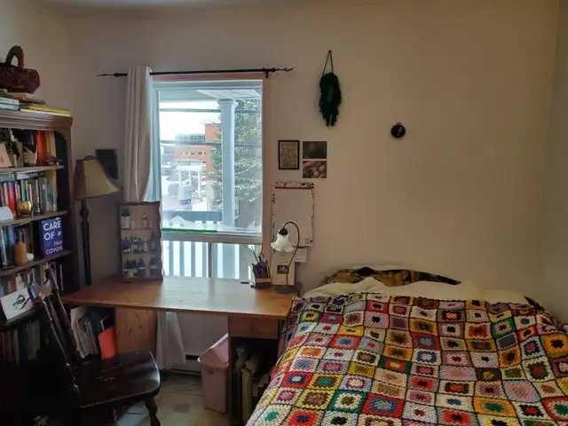Chambre en colocation pour femmes à Rimouski, 15 jan ou 1e fév. in Room Rentals & Roommates in Rimouski / Bas-St-Laurent - Image 2