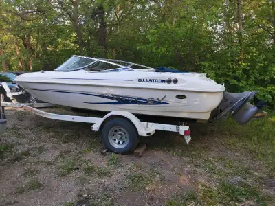 Fully serviced October 2024 no cover Back bench is cracking Boat trailer wheels serviced 2024 Locate...