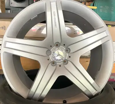 THE PRICE IS FIRM 4 X AMG RIMS 5 X 112 ET 37 66.6 10J X 21