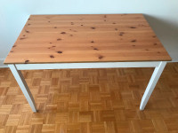 Dining Table/ Table à manger Ikea Pinntorp