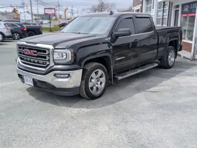 2016 GMC Sierra 1500 SLE | 4WD | 102,100 KM | $21,495 5.3L V8 Engine | 355 HP | Four-Wheel Drive | A...