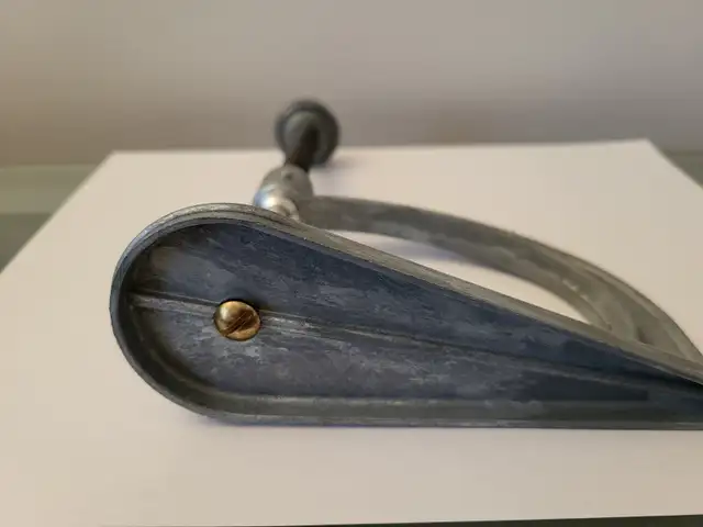 Brisk-Set Rhinestone Stapler Model 100A with .5 Inch Eyelet Die in Hobbies & Crafts in West Island - Image 4