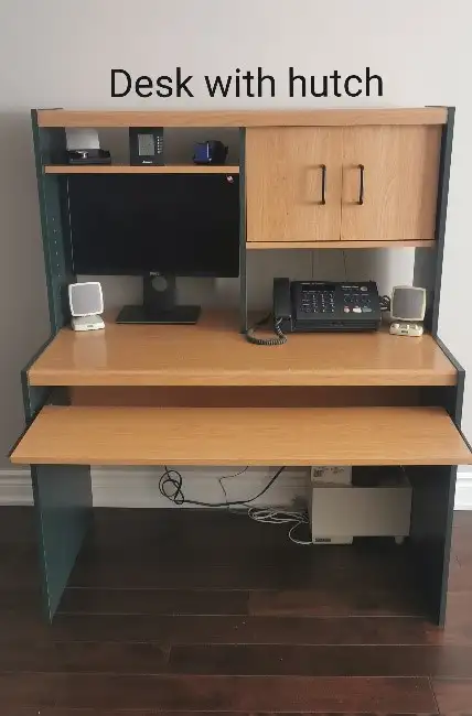 Desk with Hutch in Hutches & Display Cabinets in Oshawa / Durham Region - Image 5