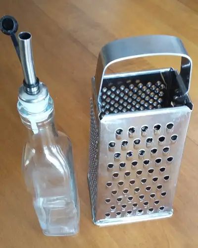 Oil/Vinegar Dispenser, Salad Shredder, View more