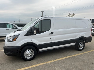 2023 Ford transit V6 lowroof AWD cargo van 130"