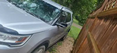2016 Ford Explorer, selling as is. Needs new windshield, driver and passenger mirrors, needs new pas...