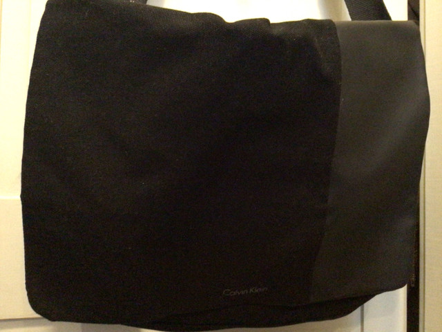 Calvin Klein Messenger Bag.  W: 15”   H: 11 1/2”  - New in Men's in Kitchener / Waterloo - Image 2