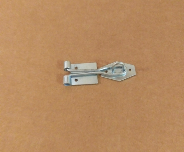 Small Aluminum Door Latches in Hardware, Nails & Screws in Mississauga / Peel Region - Image 4