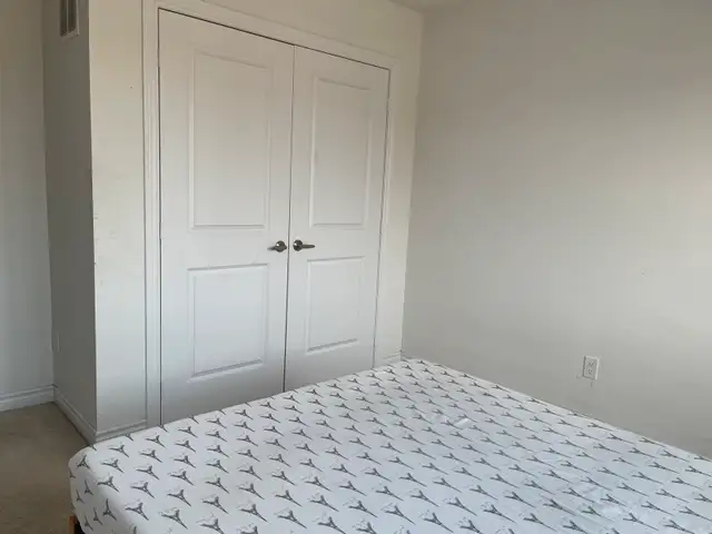 Short Term Room Rental63826904788993121
