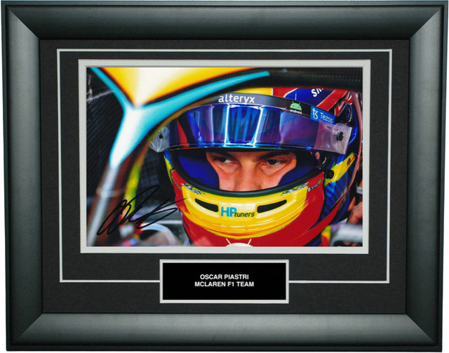 Oscar Piastri signed Formula 1 F1 Memorabilia Cap Frame Card dans Art et objets de collection  à Longueuil/Rive Sud - Image 4