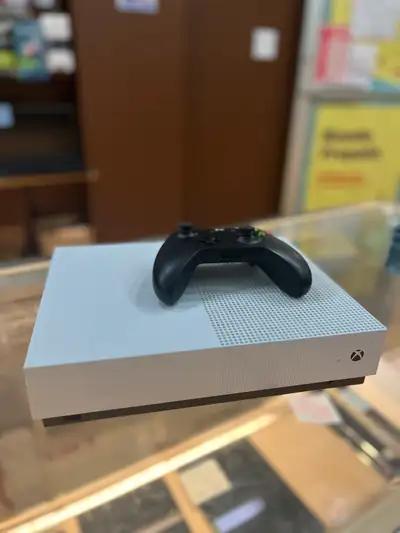 XBOX ONE S DIGITAL EDITION 1TB FOR SALE. COMES WITH ONE CONTROLLER. CALL OR VISIT ‘DJANGOS’ 306-979-...