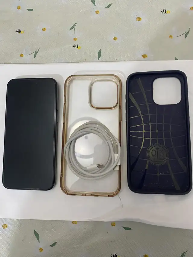 Apple iPhone 15 Pro Max, 256GB, Blue Titanium - Unlocked in Cell Phones in Mississauga / Peel Region - Image 8
