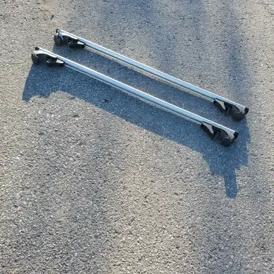 New Universal Locking Aluminium Roof Racks Fully adjustable Universal fit to OEM Rails Excellent Con...