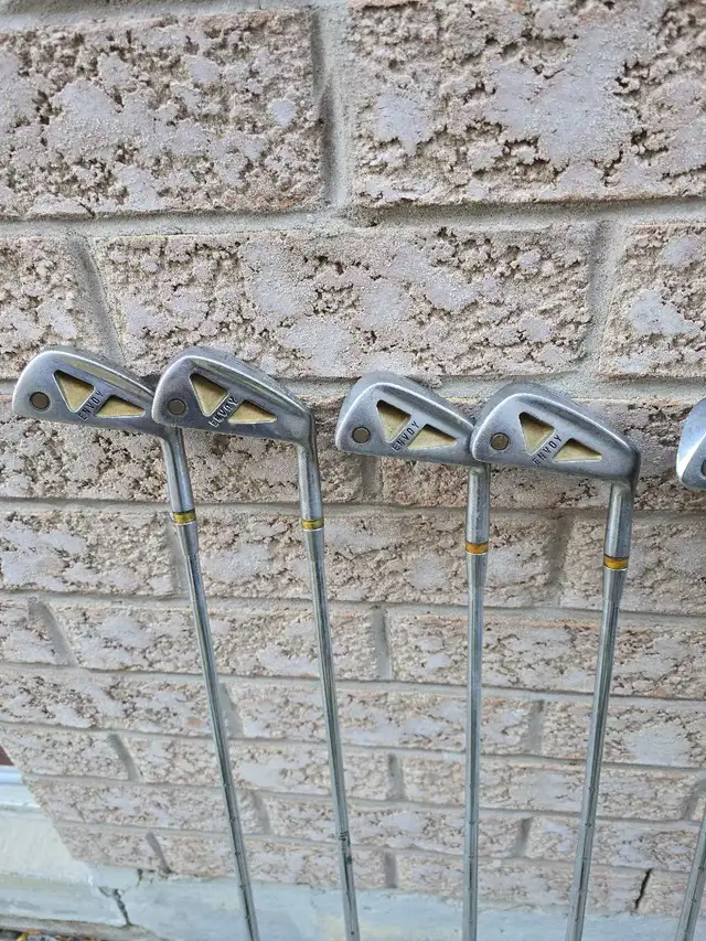 Complete golf set putter irons woods and driver in Golf in Mississauga / Peel Region - Image 3