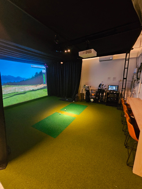 BUNKER ON THE BASIN  - Golf Simulator  - 14 sport SIM - Private in Hobbies & Crafts in City of Halifax - Image 2