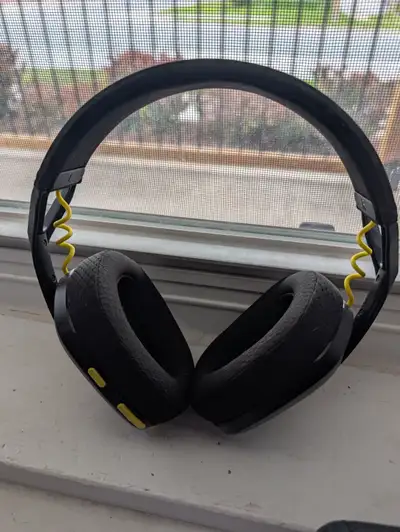 Logitech headset G435, View more