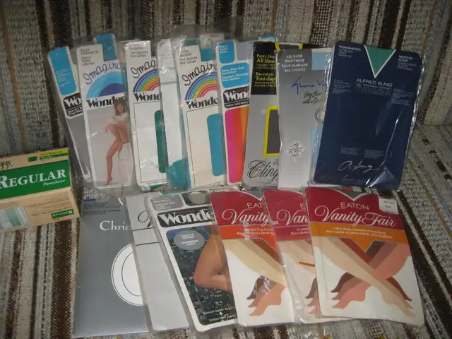 TRÈS BELLES BOTTES DE RANDONNÉES POUR FEMMES GRANDEUR 6 in Women's - Shoes in Laval / North Shore - Image 11