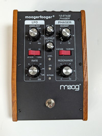 Moog MF-103 Moogerfooger 12-Stage Phaser