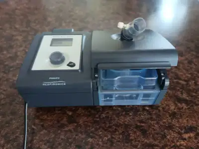 Cpap machine with heated humidifier and bag. No hose or mask, have as a spare. Can deliver in Truro...