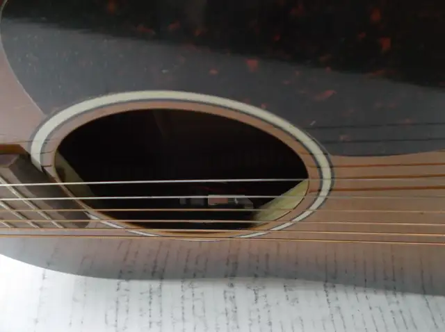 Guitare  acoustique/electrique Art&Lutherie in Guitars in Sherbrooke - Image 7