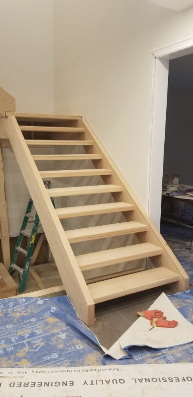 Solid Red Oak New staircase in Floors & Walls in City of Toronto - Image 4