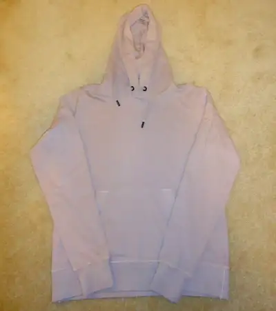 Canada Goose Pink Muskoka Hoodie Size M NWT! This exact item is on Ssense and selling for $395 plus...