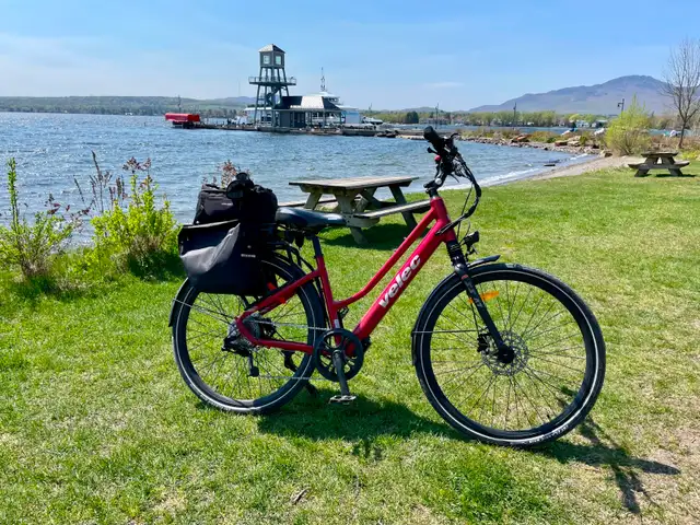 Vélo électrique Velec City500 tout équipé, comme neuf $1750.00 in eBike in Sherbrooke - Image 2