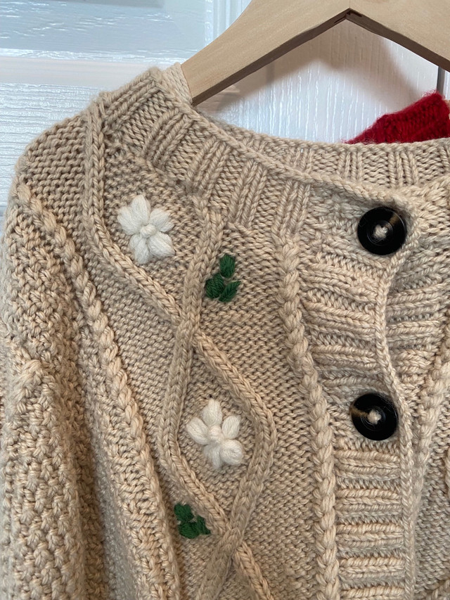 Hand made Floral embroidered cotton cardigan for girls sweater in Kids & Youth in Markham / York Region - Image 3