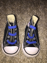 CHUCK TAYLOR ALL STAR HIGH TOP INFANT 4.75"	5	12-18 months