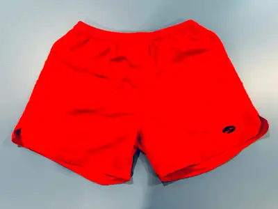 MENS MEDIUM BROOKS SWIM SHORTS - Outseam Length 14” - Inseam Length 5” - PICK UP ONLY Fanshawe Park...
