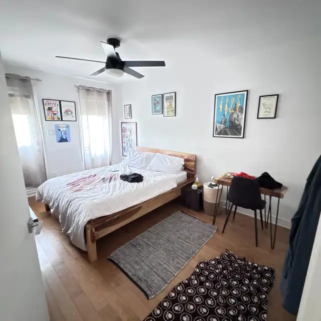 Solid Rose Wood Bed FRame in Beds & Mattresses in City of Montréal - Image 4