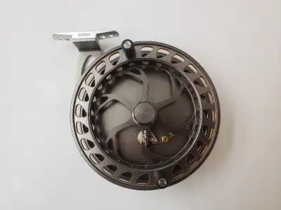 Brand New Rapala Shift 5" Center Pin Float Reel Right-Hand