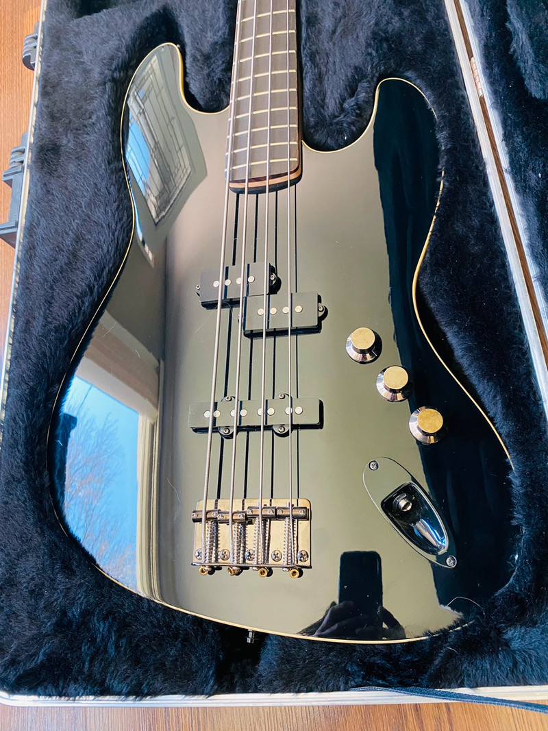 Fender Aerodyne Jazz Bass Guitar - Japan - w/ Fender Hard Case , used for sale  