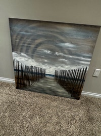 beautiful large pics one on a wood pallet Winnipeg Manitoba Preview