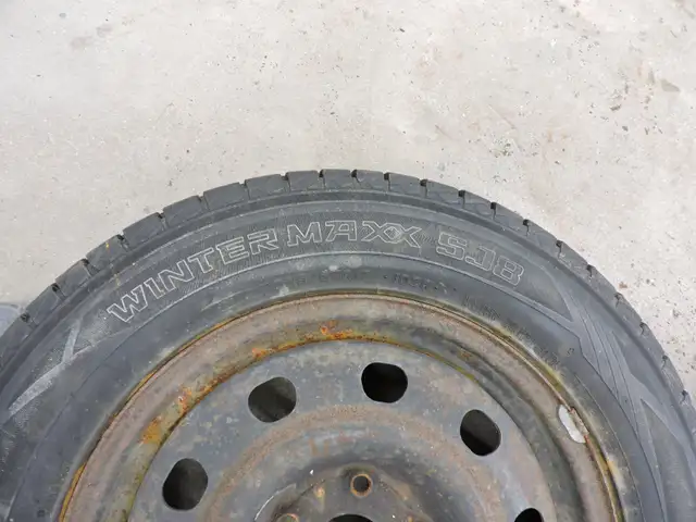 17-Inch Rims 5X4.75 Bolt Pattern With Dunlop Snows  P225/65R17 in Tires & Rims in Stratford - Image 8