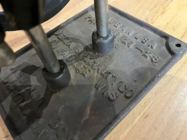 Antique 1923 American Boy Fret saw, hand crank scroll saw, Delta in Power Tools in North Bay - Image 6