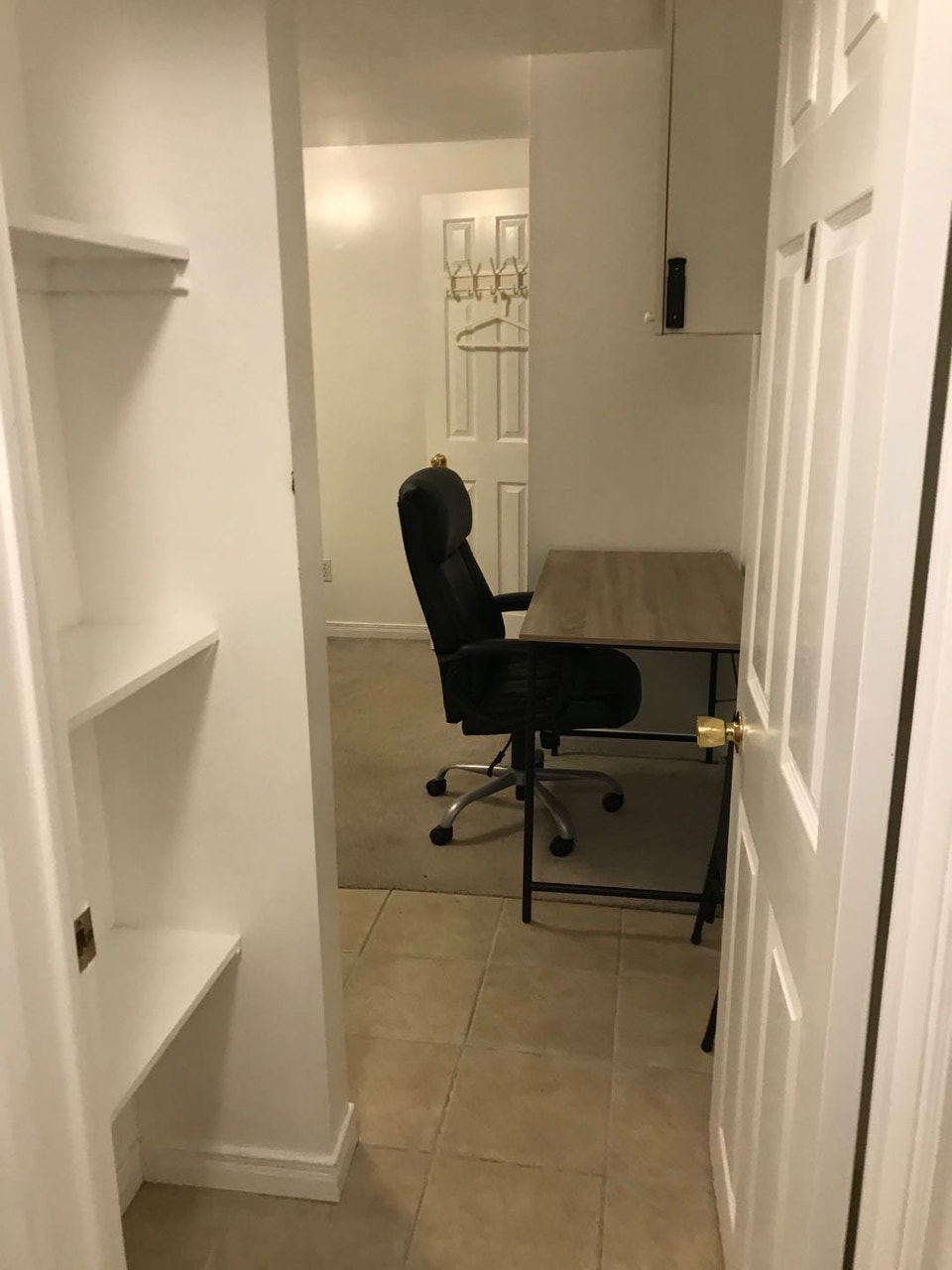 Basement Bachelor Studio $949 Only 3
